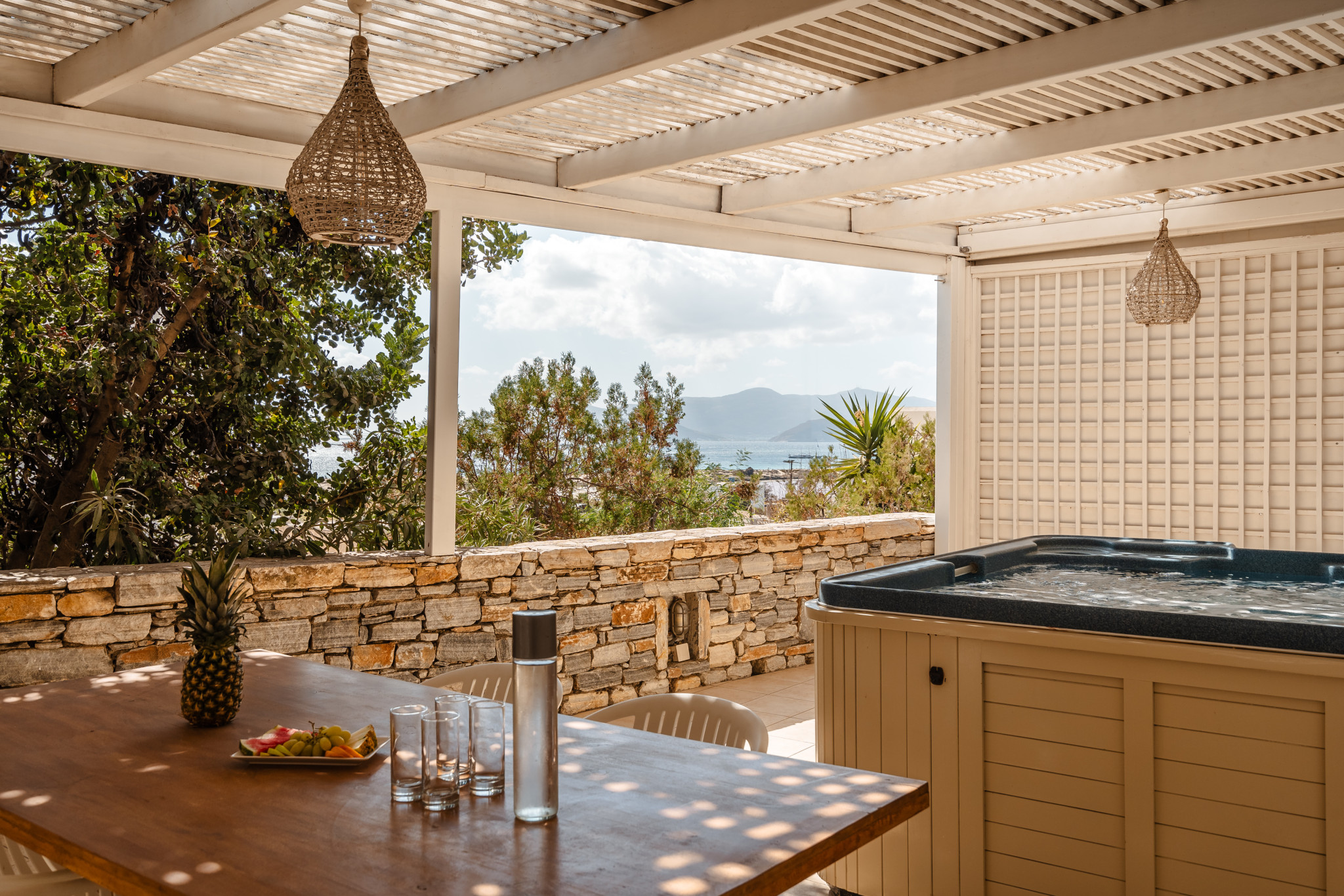 GRAND SPA SUITE WITH PRIVATE JACUZZI